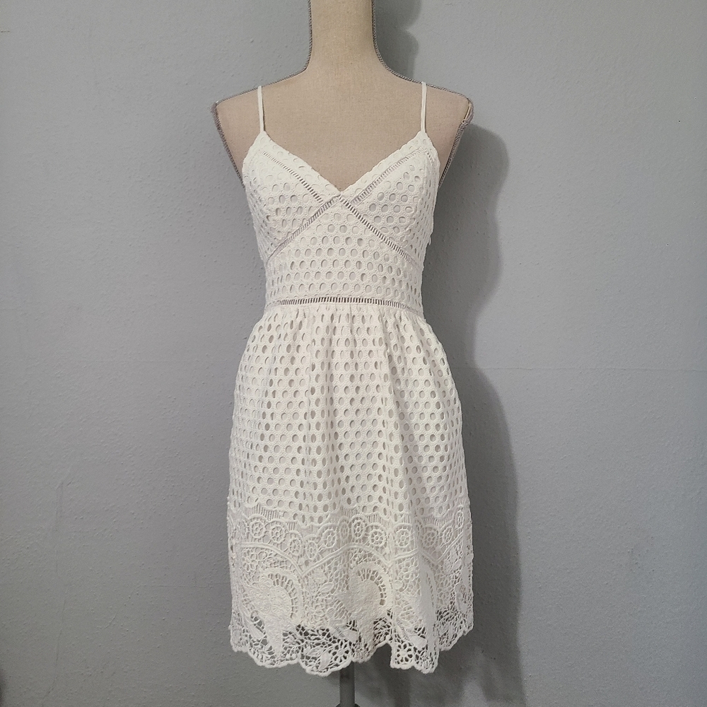 Abercrombie & Fitch Lined Strappy White Crochet Dress Size Small